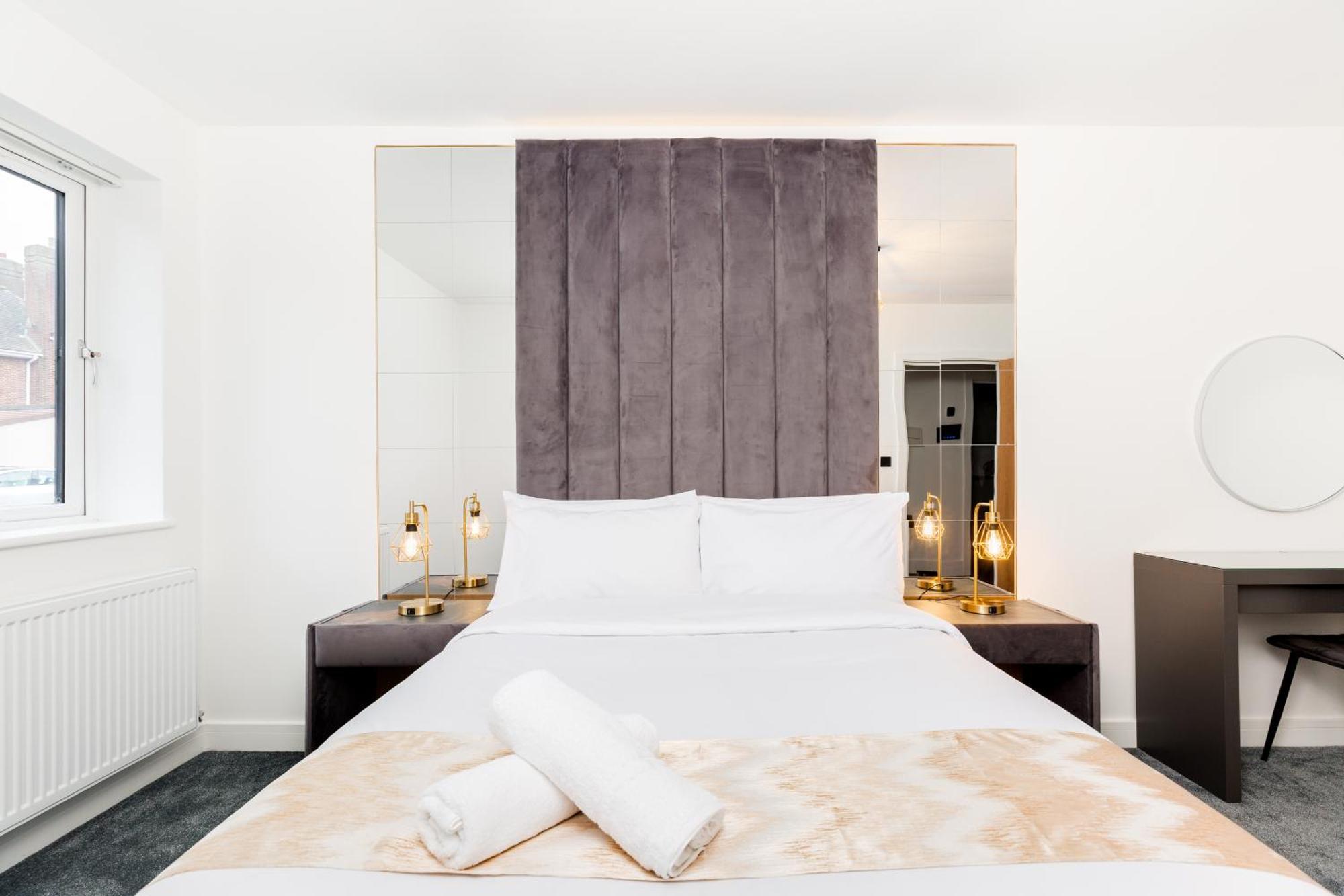 The Suites Inn Hotel Birmingham Merry Hill Brierley Hill Buitenkant foto